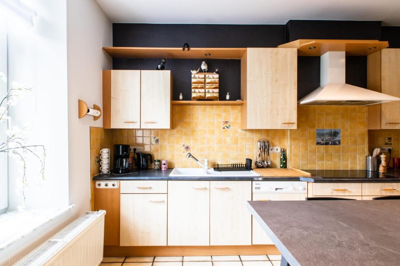 Maison Spacieuse Unifamiliale. Gite La Clochette Бастон Екстериор снимка