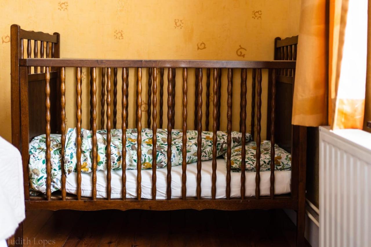 Maison Spacieuse Unifamiliale. Gite La Clochette Бастон Екстериор снимка